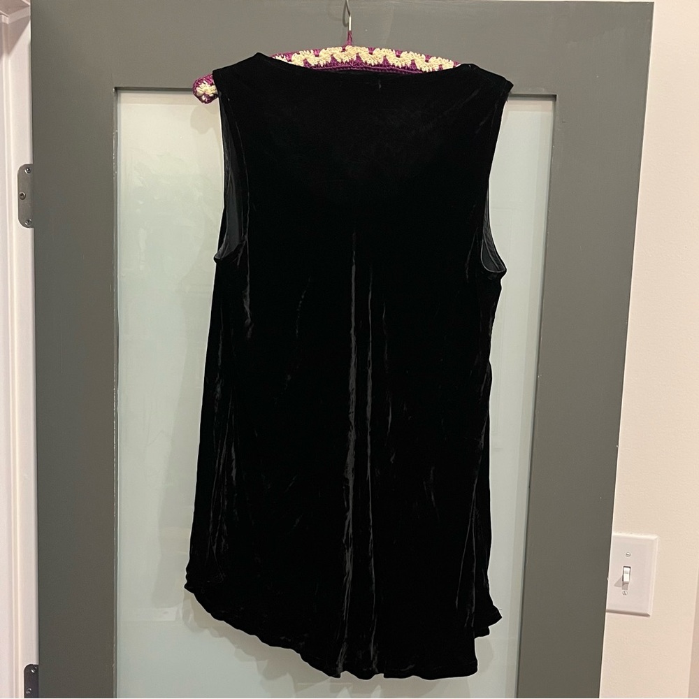 GUC CP shades black velvet tank, size L - Picture 3 of 4